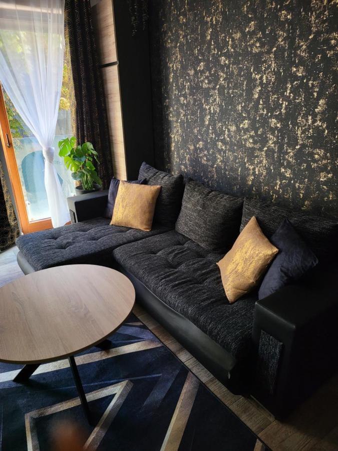 Moon Hostel 波兹南 外观 照片