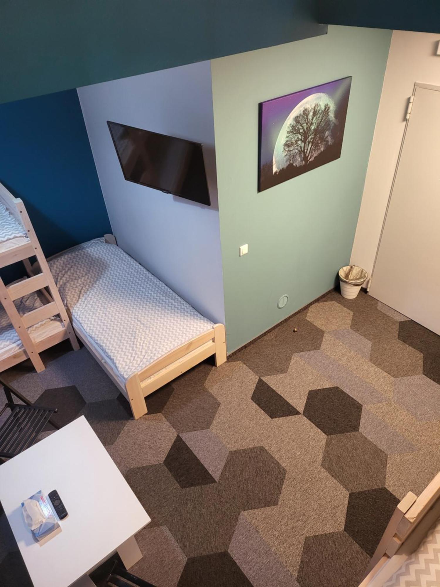 Moon Hostel 波兹南 外观 照片