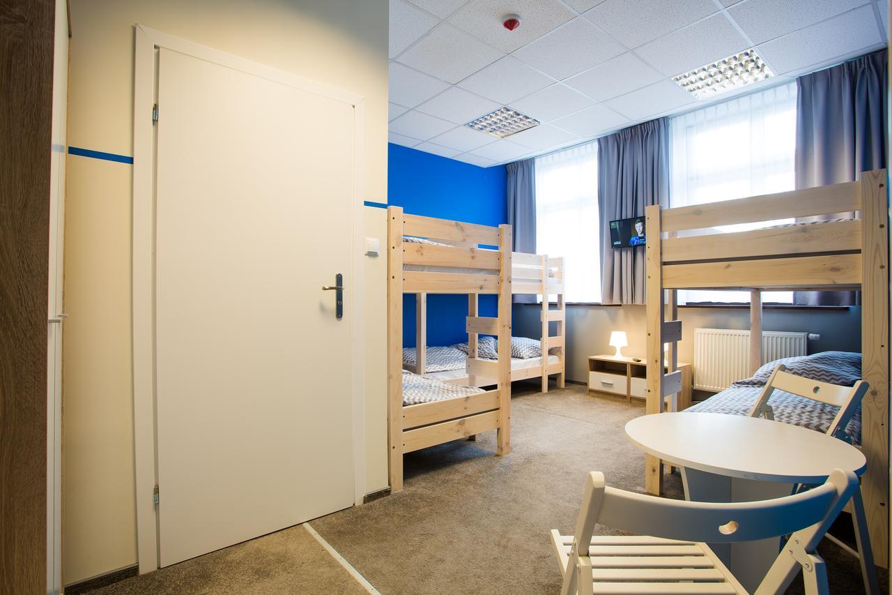 Moon Hostel 波兹南 外观 照片