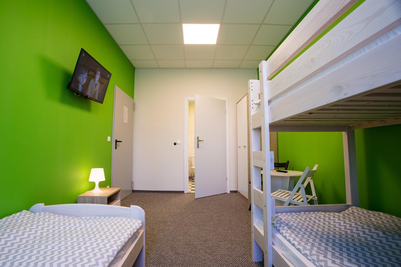 Moon Hostel 波兹南 外观 照片