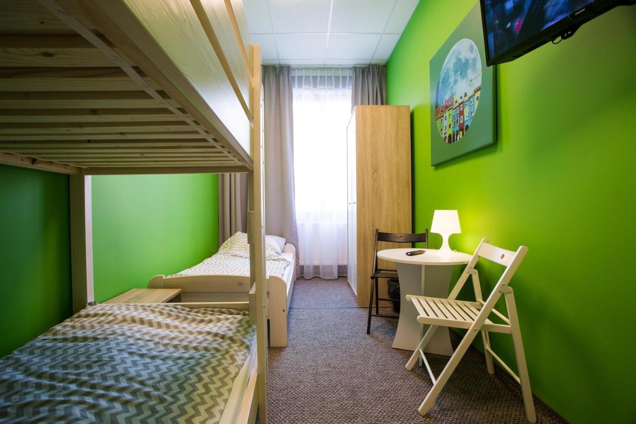 Moon Hostel 波兹南 外观 照片