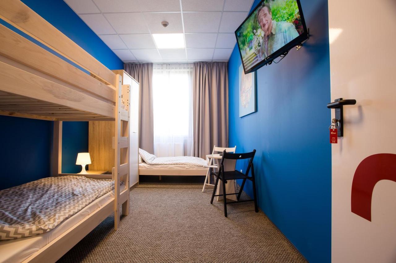 Moon Hostel 波兹南 外观 照片