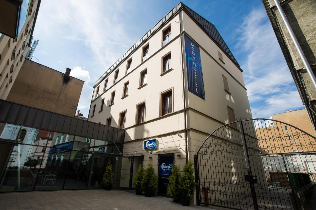 Moon Hostel 波兹南 外观 照片